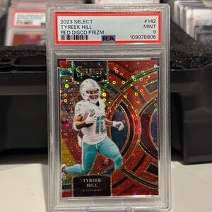 2023 Panini Select Tyreek Hill Red Disco Prizm Card /49. PSA 9. Miami dolphins